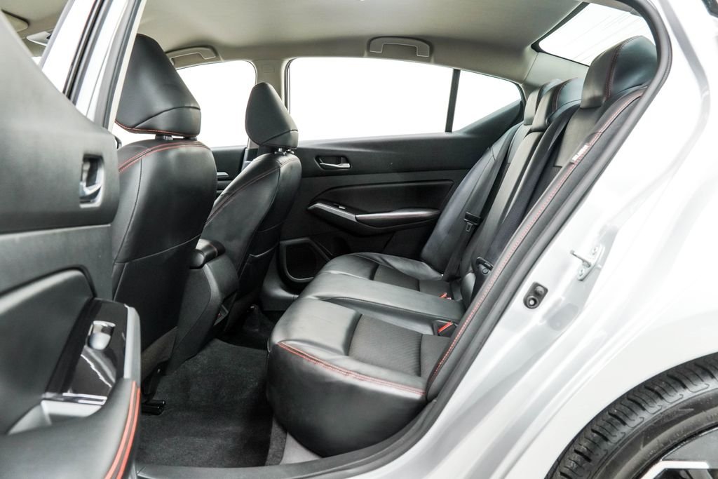 Used 2024 Silver Nissan 2.5 SR image 18