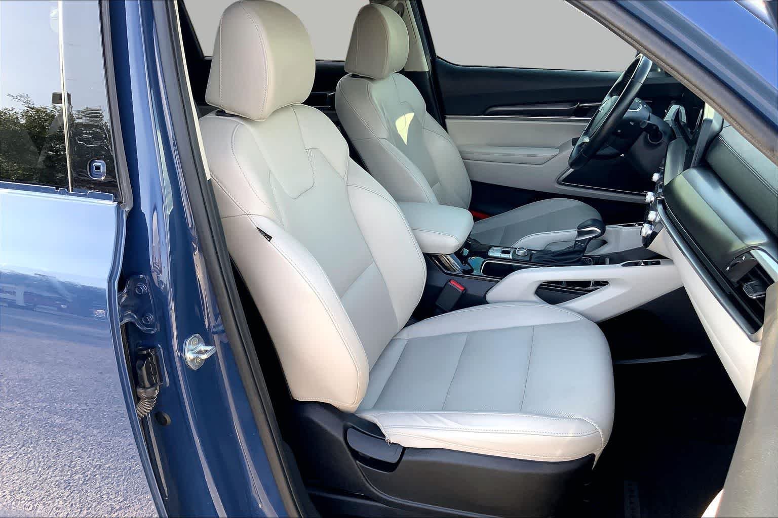 Used 2023 Midnight Lake Blue Kia S image 9