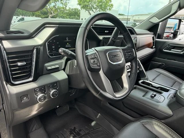 2024 GMC Sierra 2500HD Denali - Photo 10
