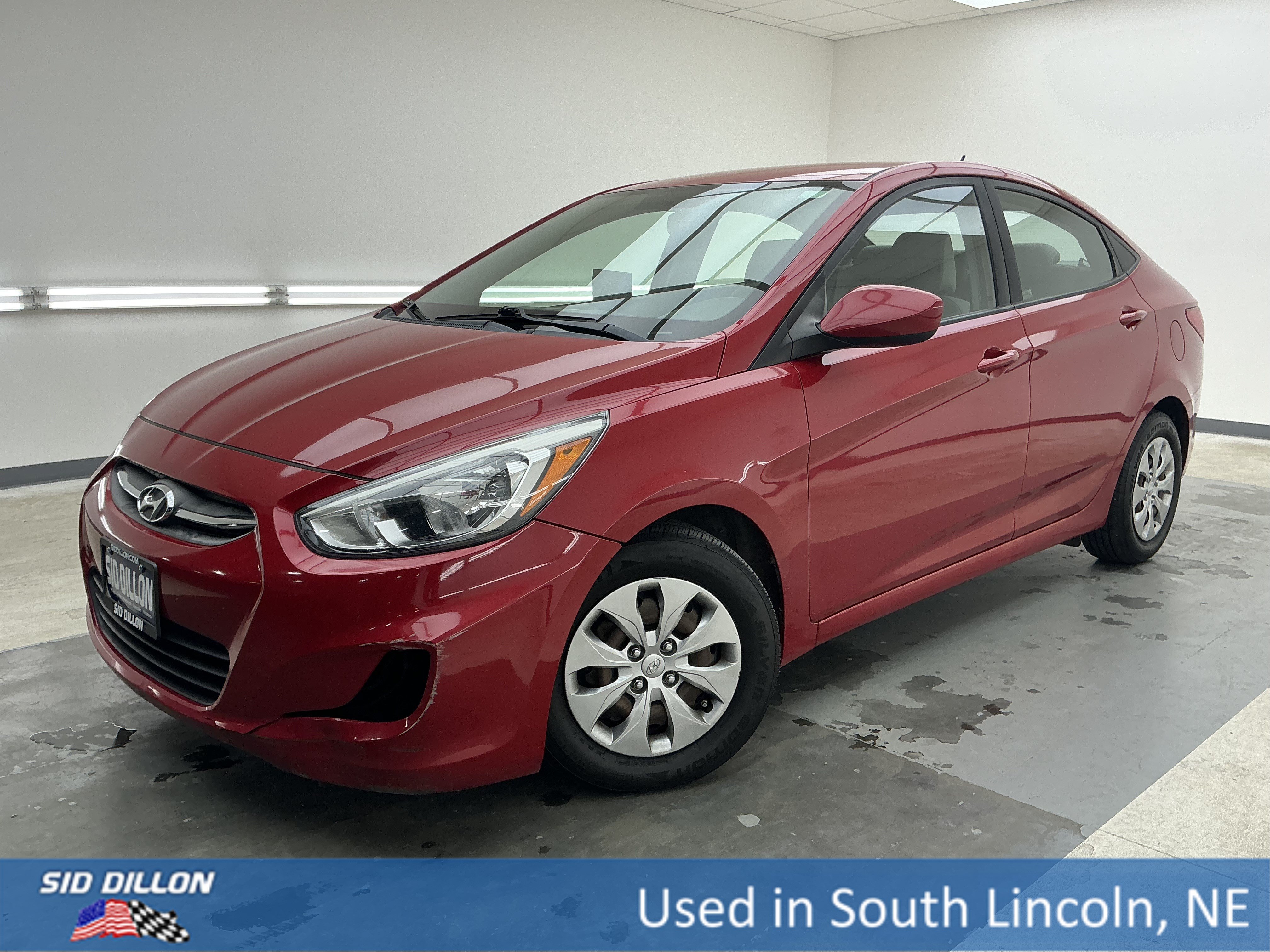 Used 2017 Boston Red Metallic Hyundai SE image 1