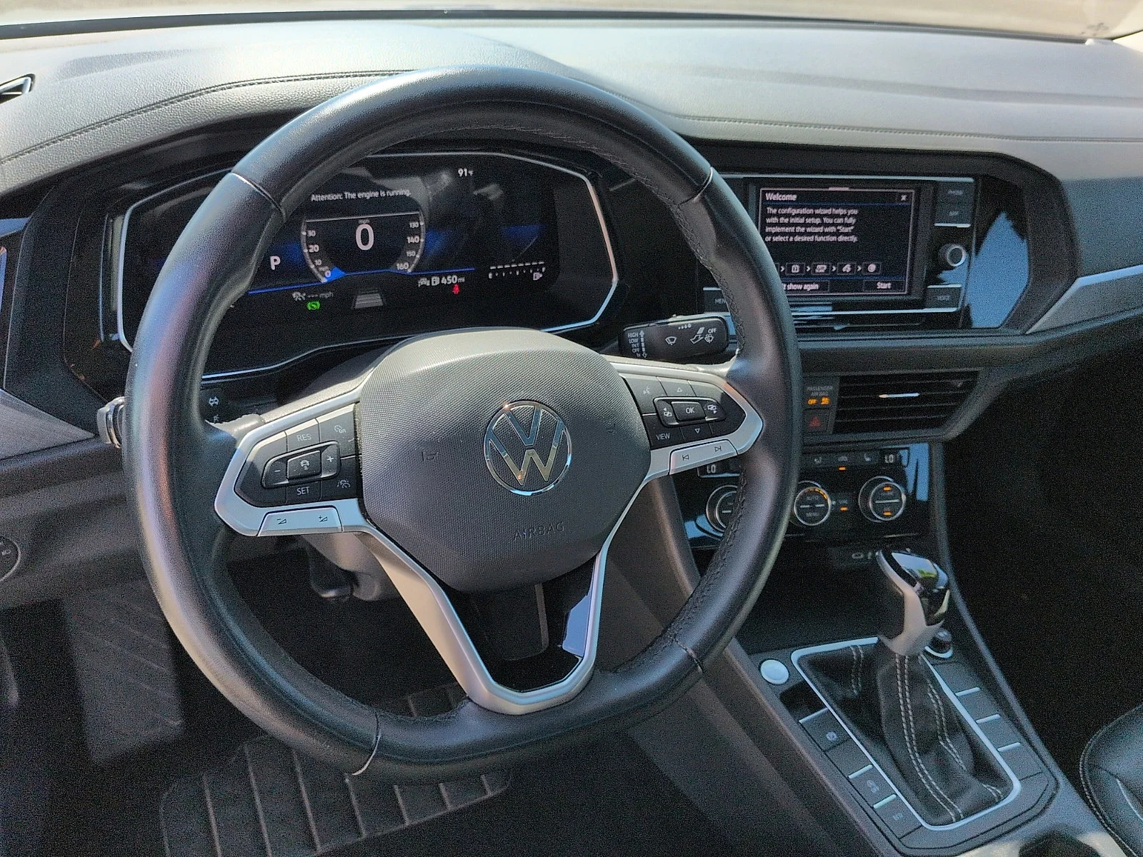 Used 2024 Silver Volkswagen SE image 9