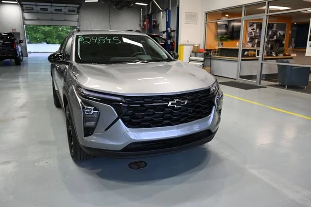 2026 Chevrolet Trax LT - Photo 3