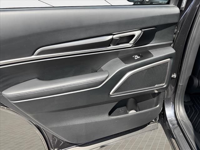 Used 2025 Gray Kia S image 18