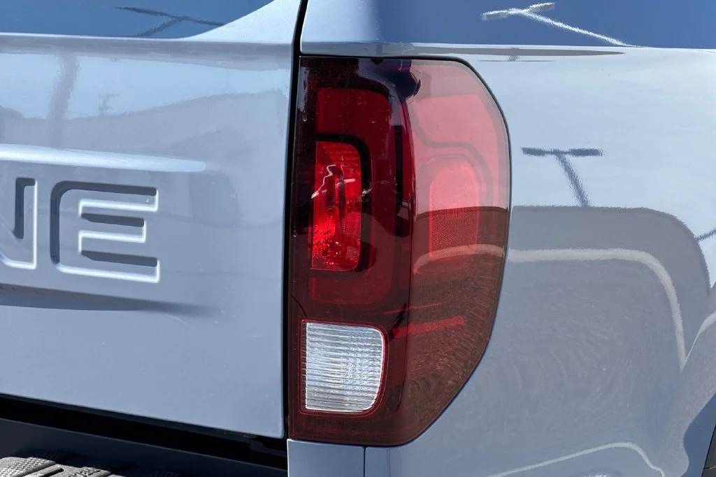 New 2026 Sonic Gray Pearl Honda Black Edition image 20