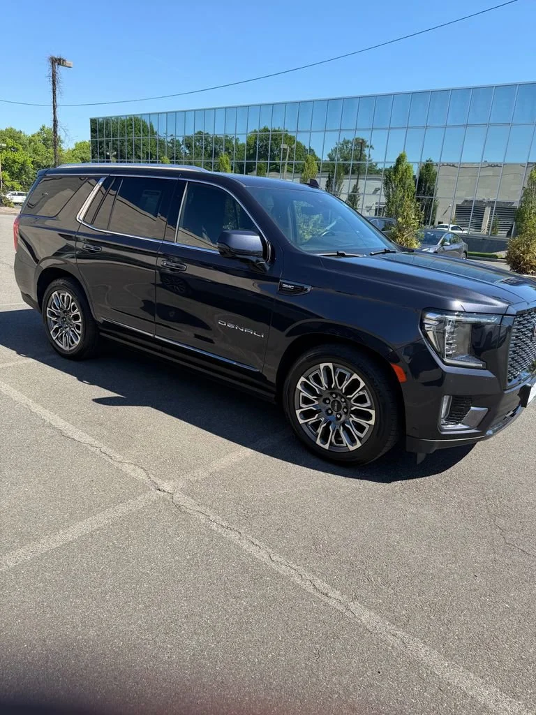 2023 GMC Yukon 4WD Denali Ultimate's photo