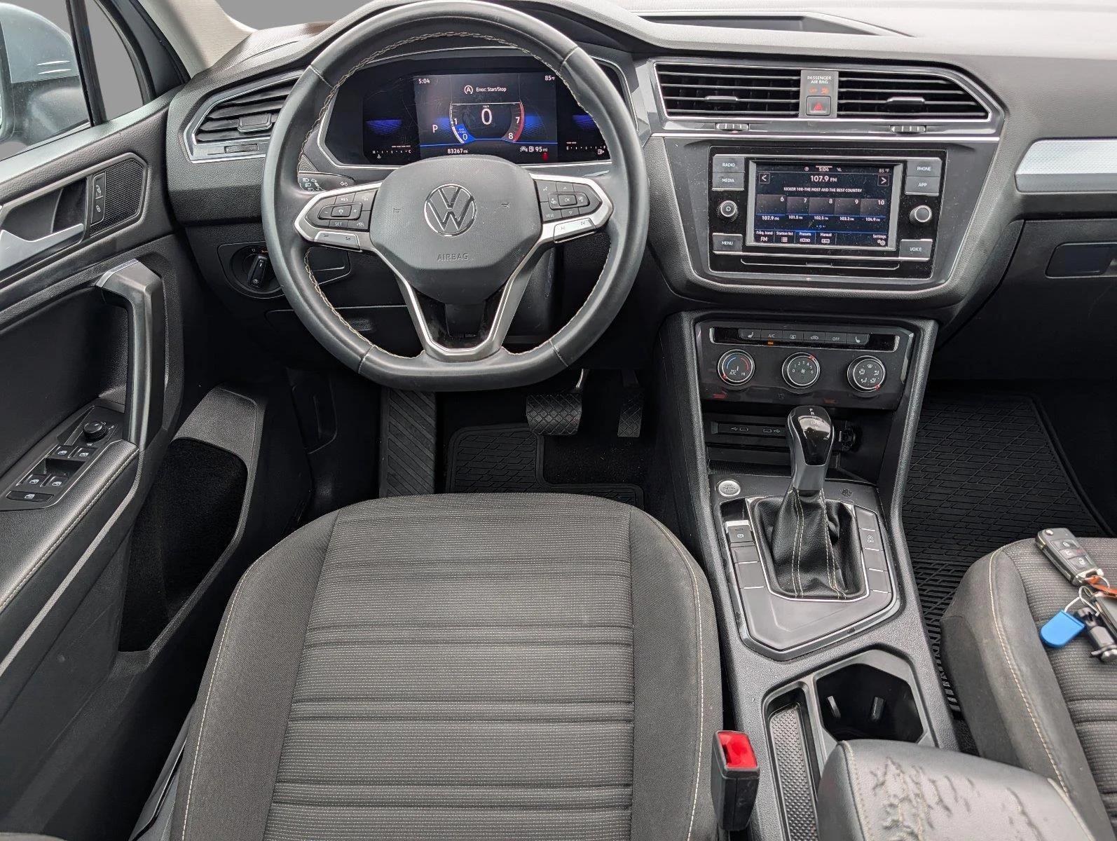 Used 2023 Pyrite Silver Metallic Volkswagen S image 28