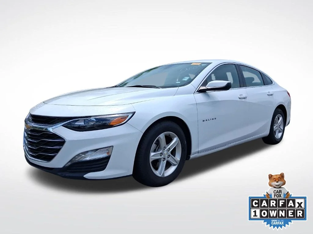 Used 2024 White Chevrolet LT image 1