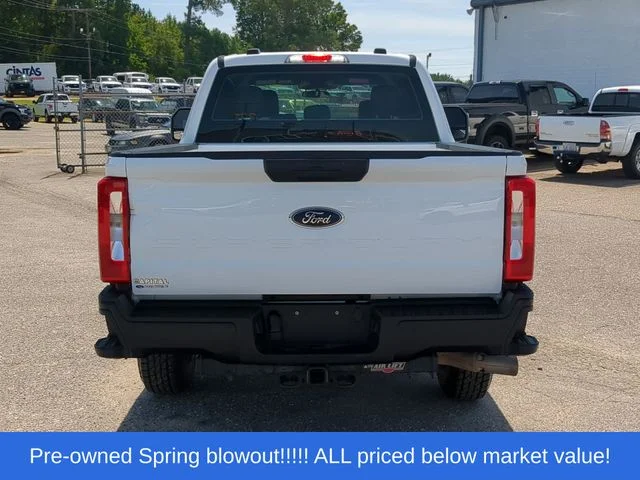 Used 2024 White Ford XL image 12