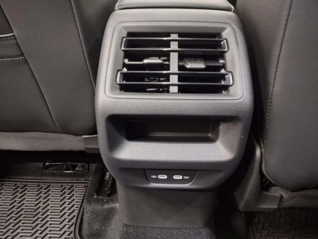 New 2026 Blue Volkswagen 2.0T SE image 36