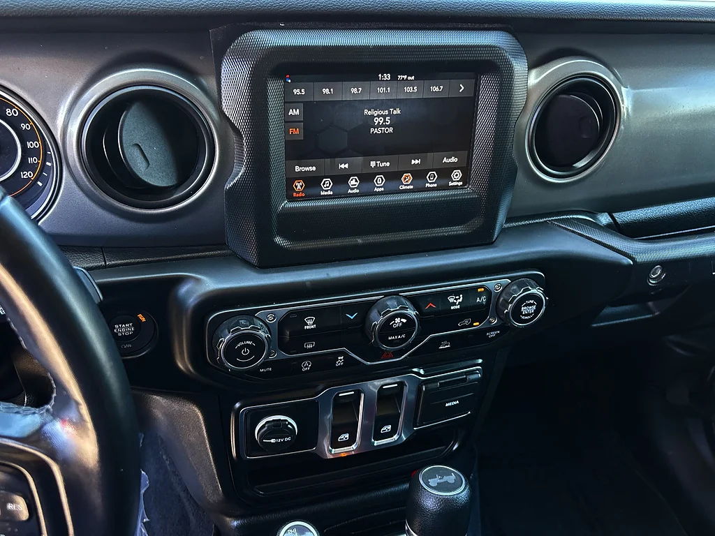 Used 2022 Granite Crystal Metallic Clear Coat Jeep Sport S image 16