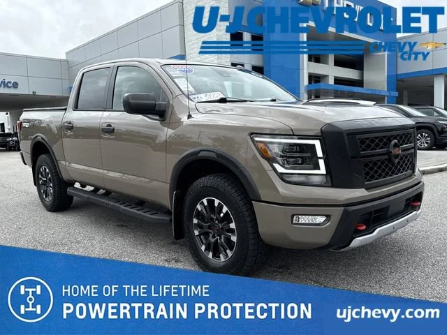 2021 Nissan Titan PRO-4X 4X4 Crew Cab's photo