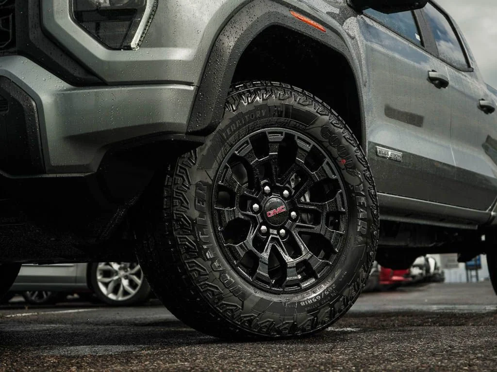 New 2026 Sterling Metallic GMC Elevation image 6