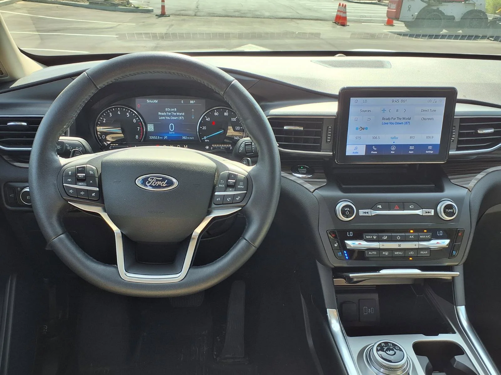 Used 2020 Silver Metallic Ford Limited image 6