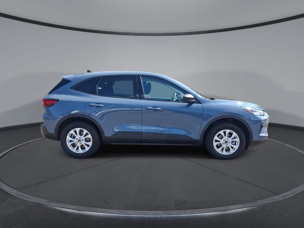 Certified Used 2025 Vapor Blue Metallic Ford Active image 9
