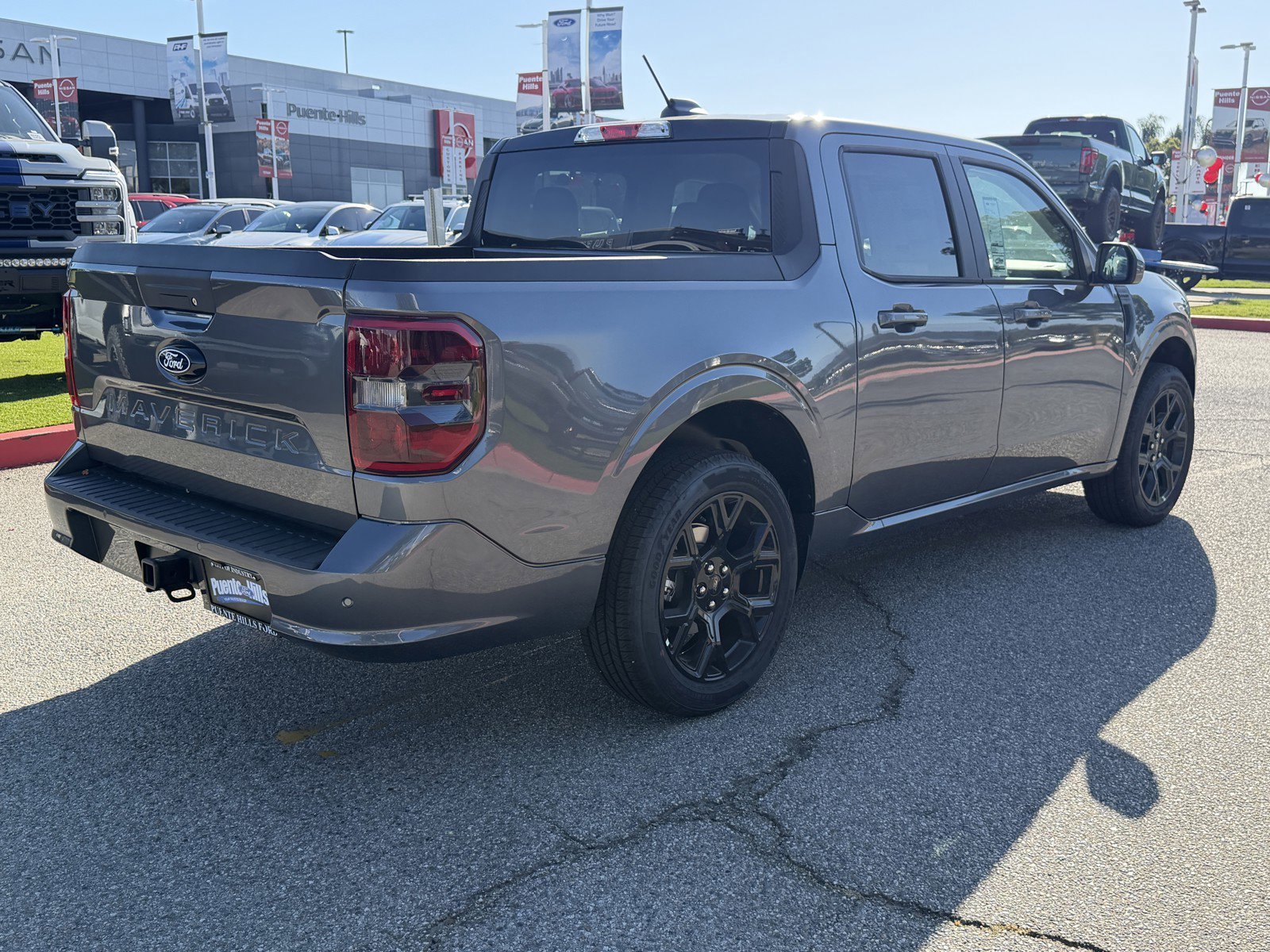 New 2026 Carbonized Gray Metallic Ford Lobo™ image 6