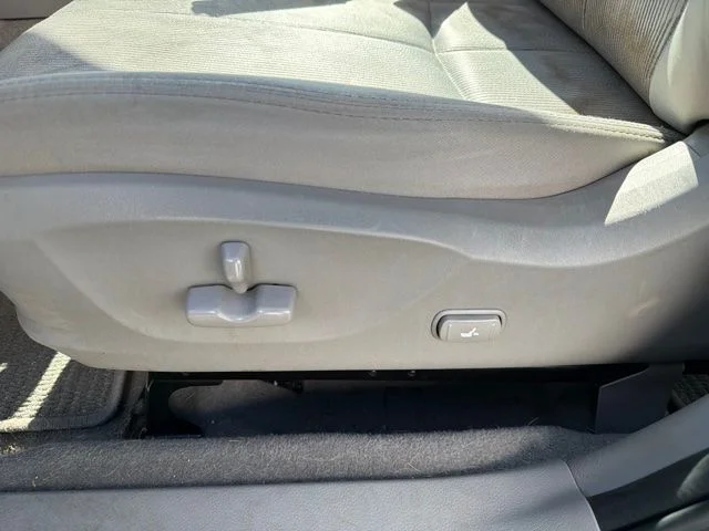 Used 2010 Blue Subaru 2.5X image 11