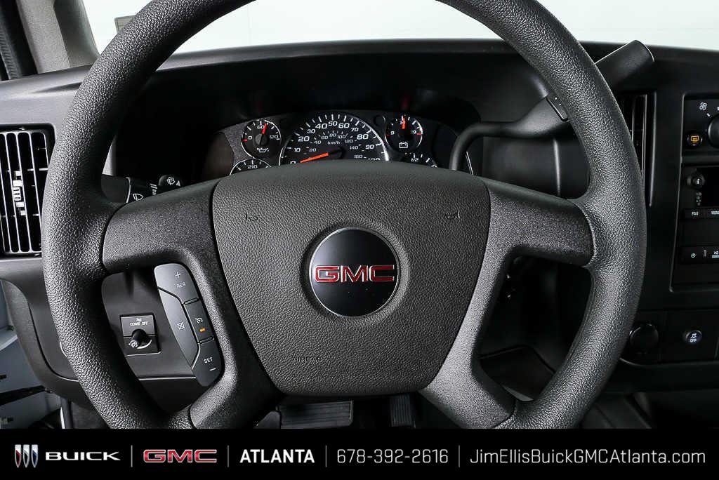 New 2025 Summit White GMC Work Van image 10