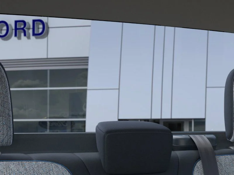 New 2026 Oxford White Ford XLT image 13