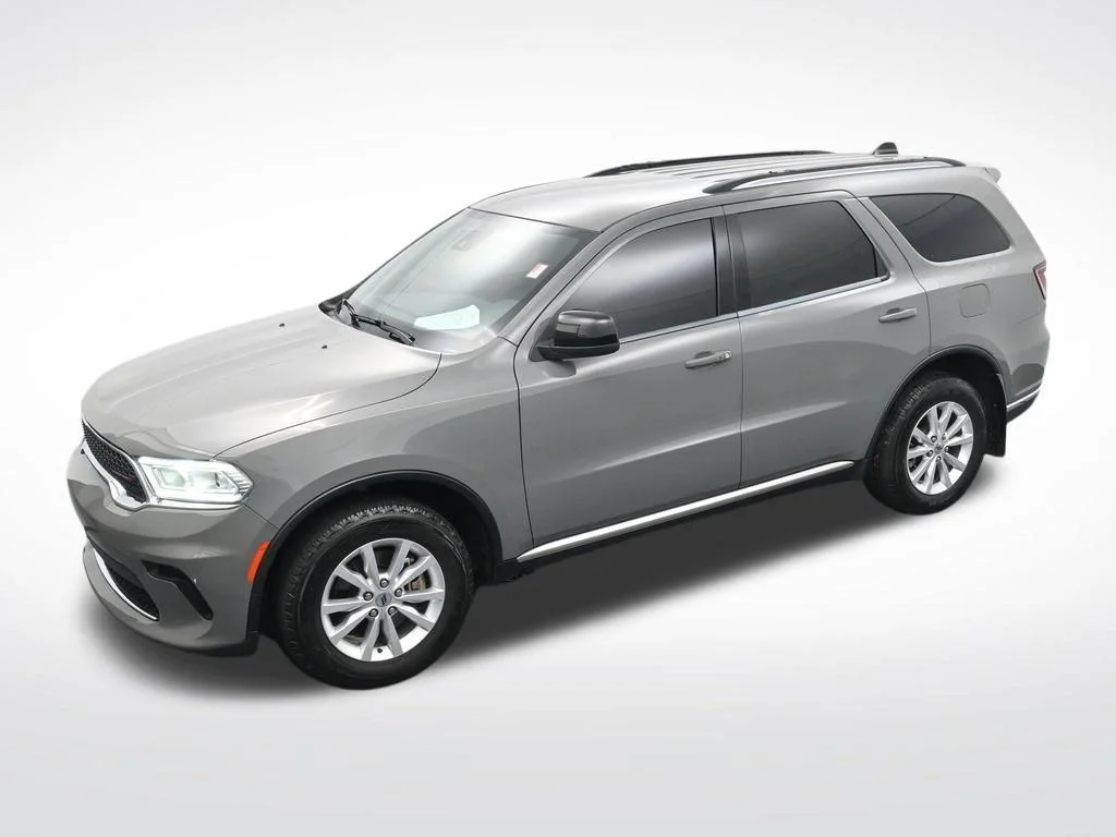Used 2023 Gray Dodge SXT image 21