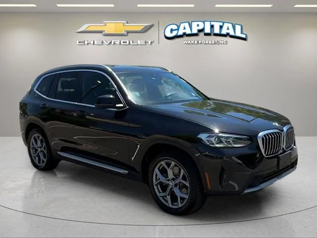 Used 2024 Black BMW xDrive30i image 8