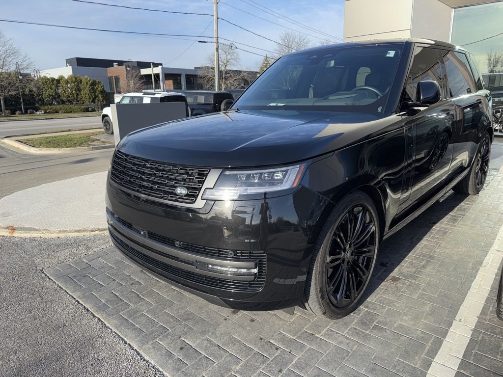 2025 Land Rover Range Rover SE