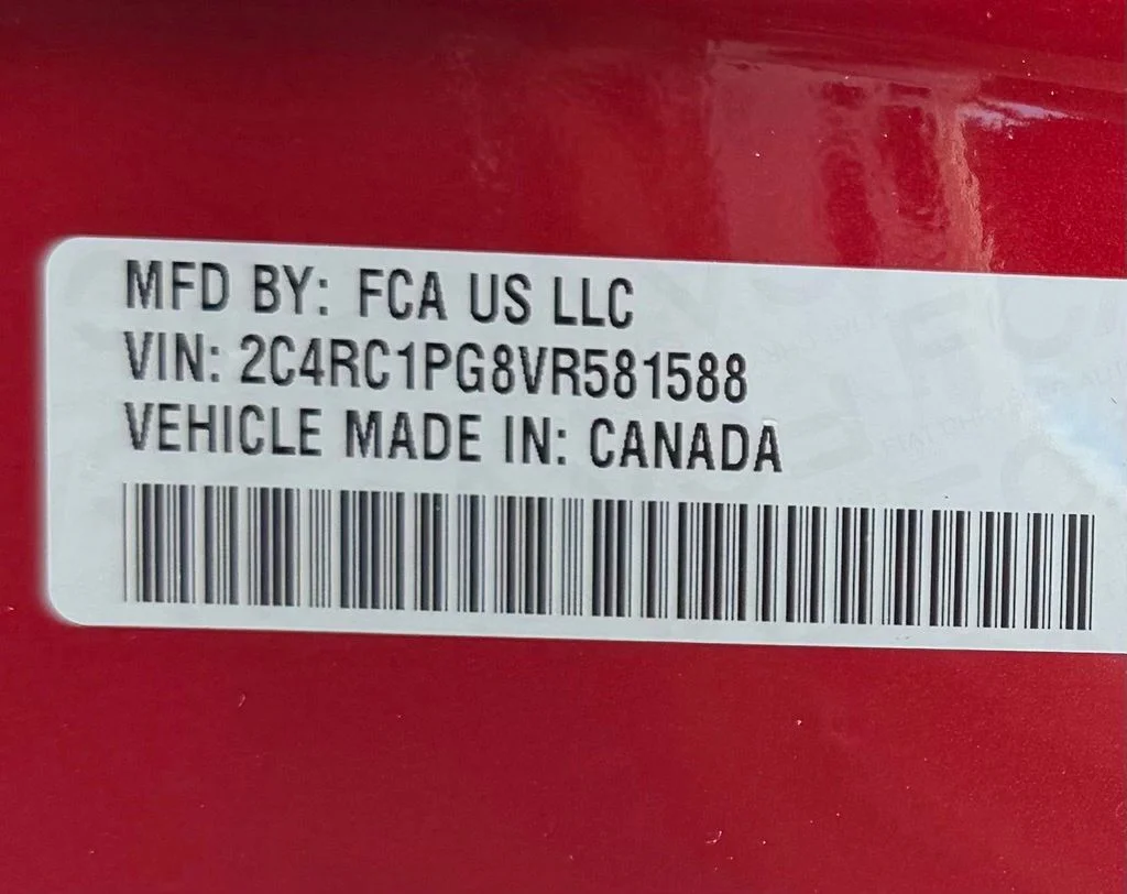 New 2027 Red Hot Pearl-Coat Exterior Paint Chrysler Pinnacle image 40