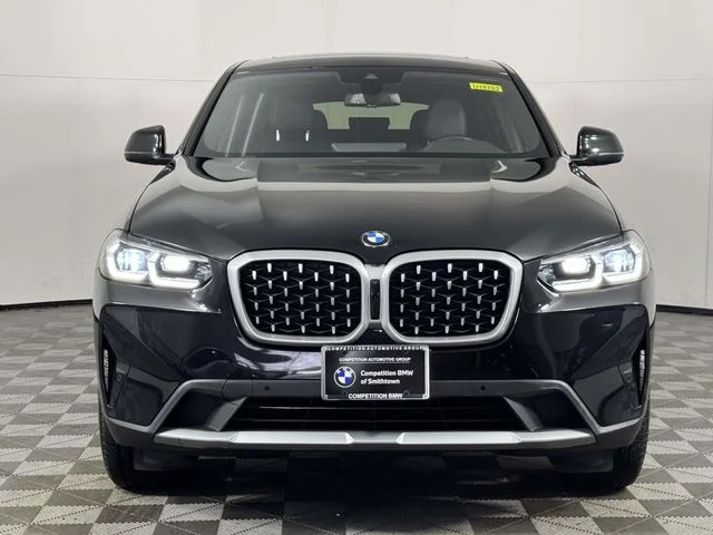 Used 2024 Black BMW xDrive30i image 6