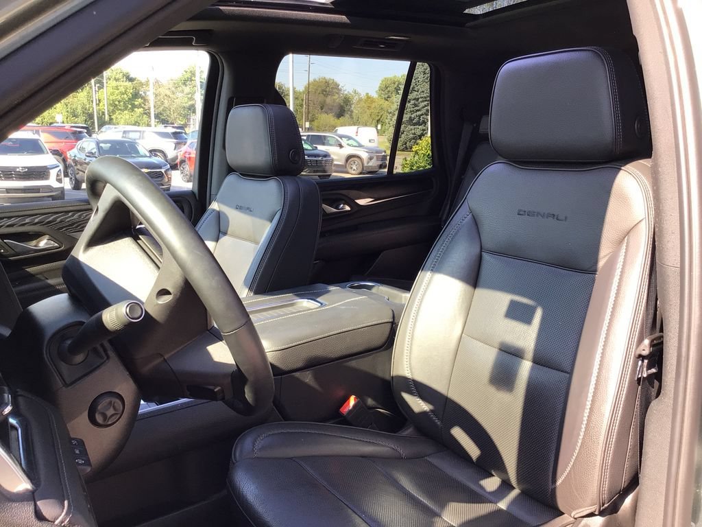 2024 GMC Yukon Denali - Photo 25