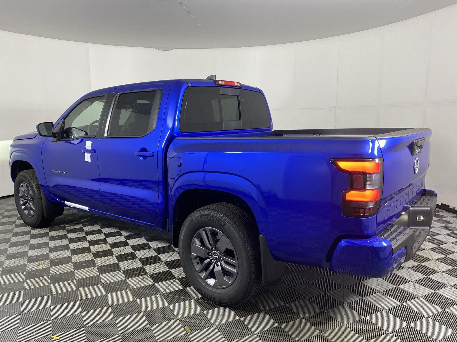 New 2027 Bluestone Pearl Nissan SV image 17