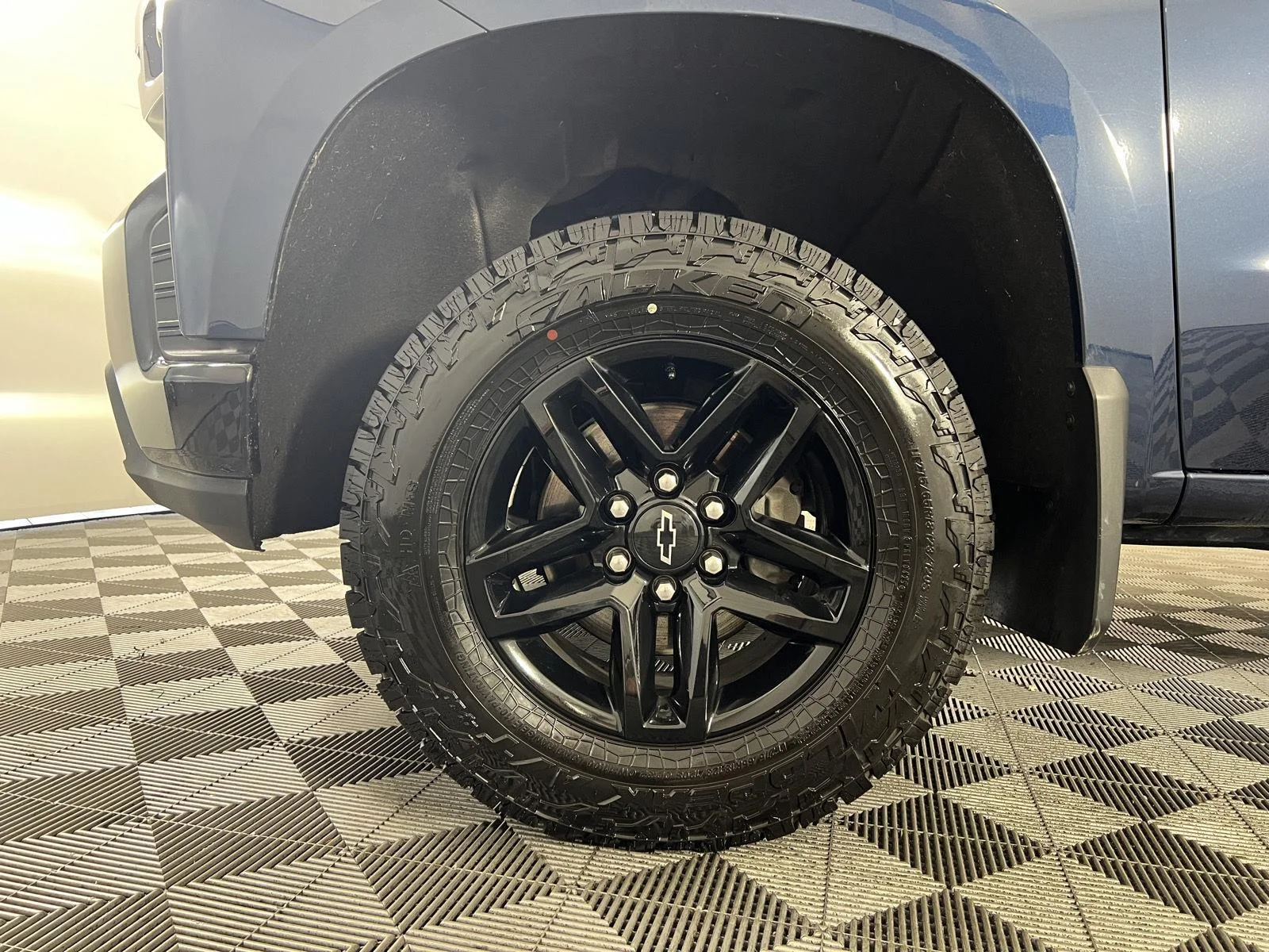 Used 2021 Northsky Blue Metallic Chevrolet LT Trail Boss image 28