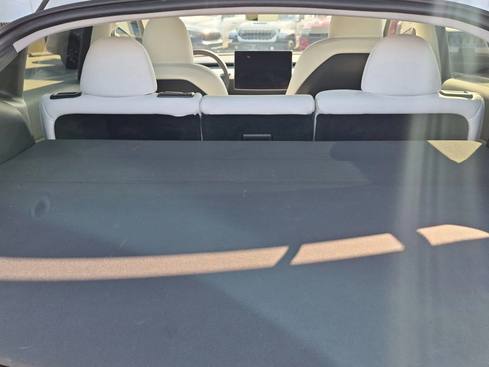 Used 2023  TESLA  image 12