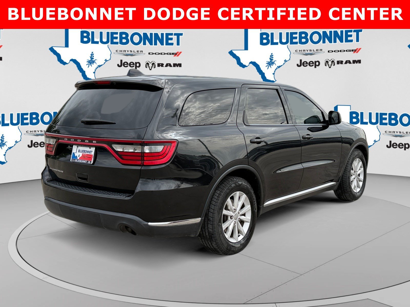 Used 2015 Brilliant Black Crystal Pearlcoat Dodge SXT image 5