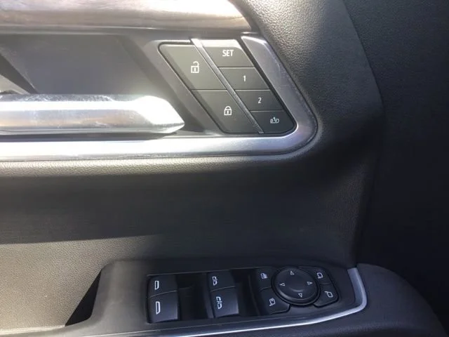 2025 Chevrolet Silverado 1500 LTZ - Photo 20