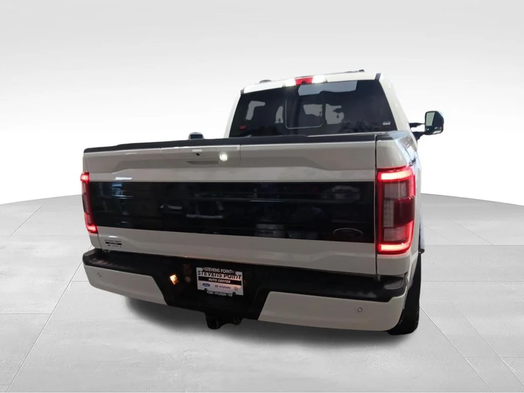 Used 2022 Star White Metallic Tri-Coat Ford Platinum image 5