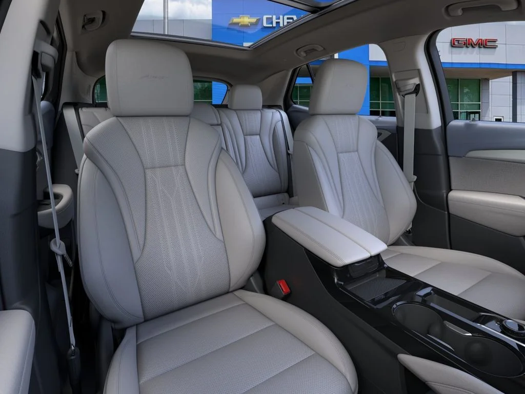 New 2026 Iridescent White Tricoat Buick Avenir image 16