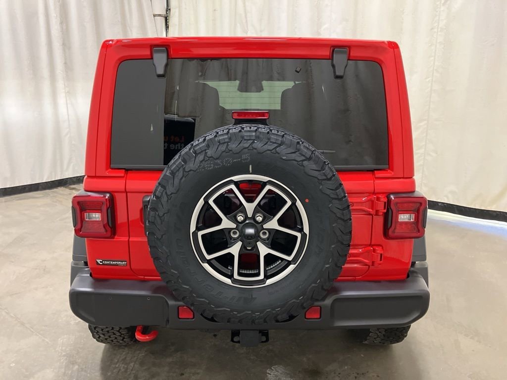 New 2026 Firecracker Red Clear-Coat Exterior Paint Jeep Rubicon image 21