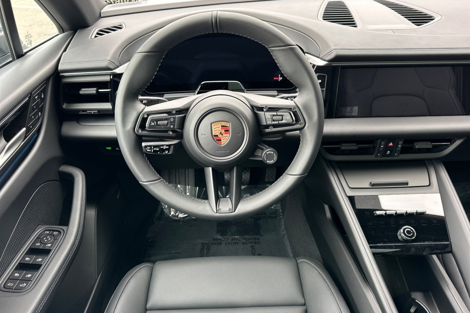 2026 Porsche Macan Base - Photo 14