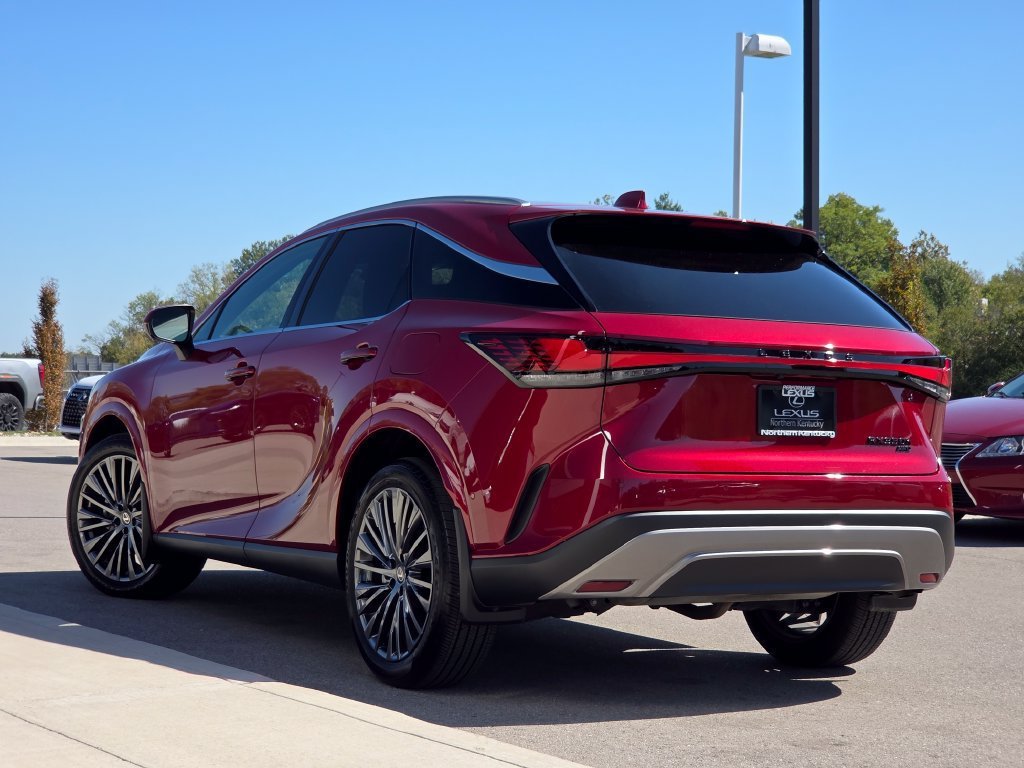 Certified Used 2026 MATADOR RED MICA Lexus 350h Luxury image 28