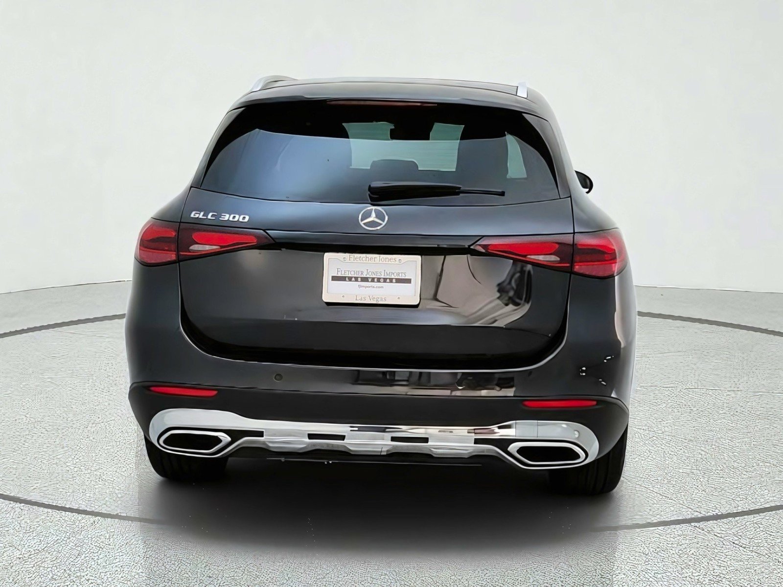 Certified Used 2026 Graphite Grey Metallic Mercedes-Benz GLC 300 image 10