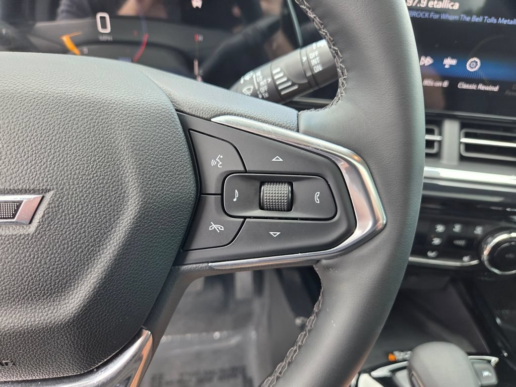 Used 2026 White Sands Chevrolet ACTIV image 30
