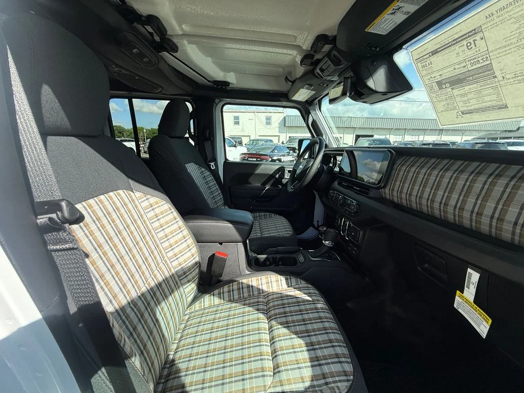 New 2026 White/off-white Jeep 85th Anniversary Edition image 8
