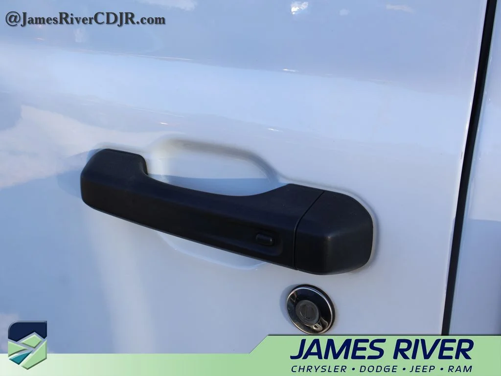 Used 2023 White Jeep Rubicon image 24