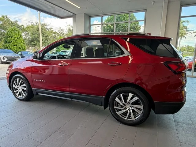 Used 2022 Red Chevrolet Premier image 5