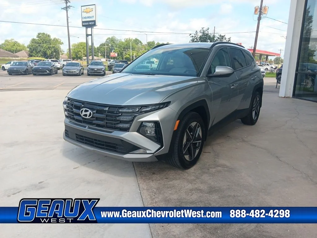 Used 2026 Silver Hyundai SEL image 3