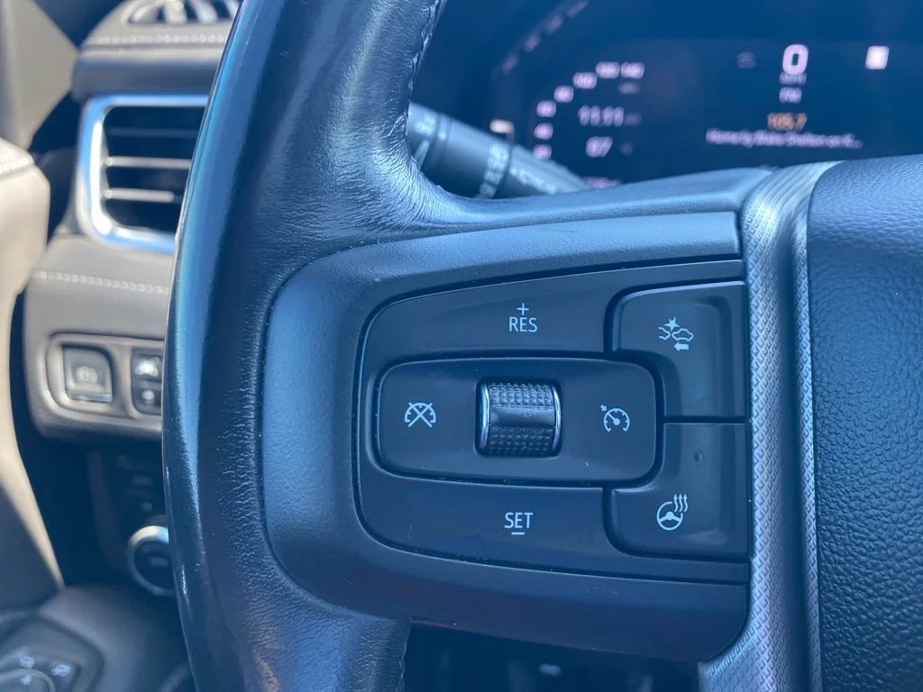 Used 2022 Hunter Metallic GMC Denali image 23