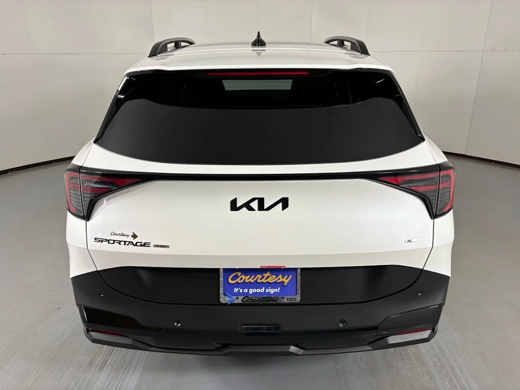 New 2027 White Kia X-Line image 7