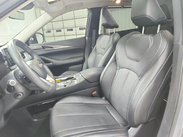Used 2026 Gray INFINITI LUXE image 9