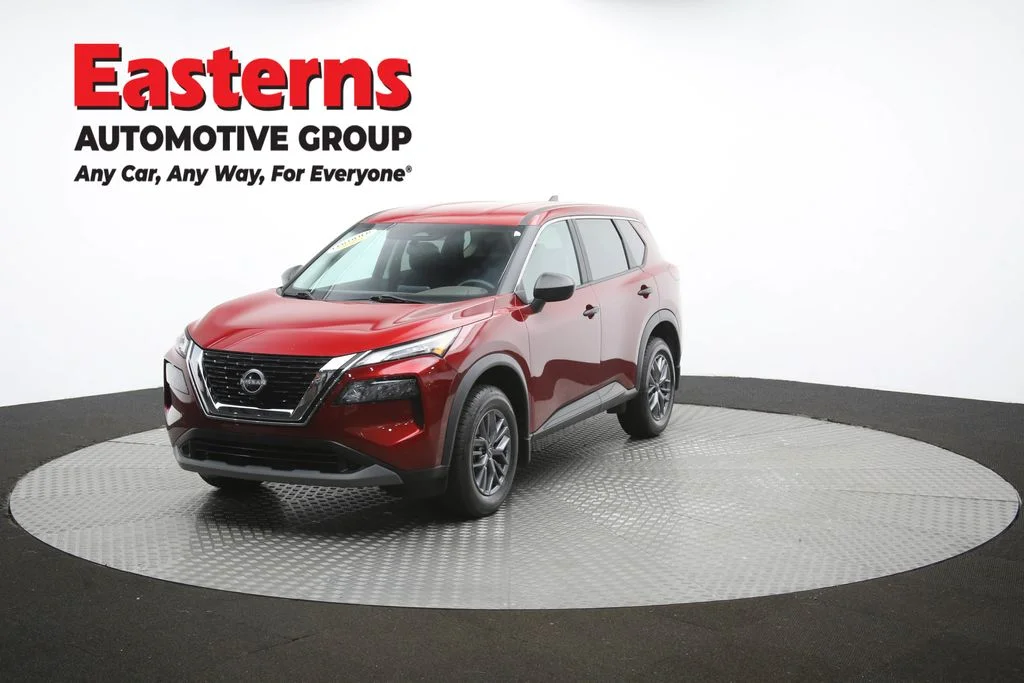 Used 2023 Red Nissan S image 53