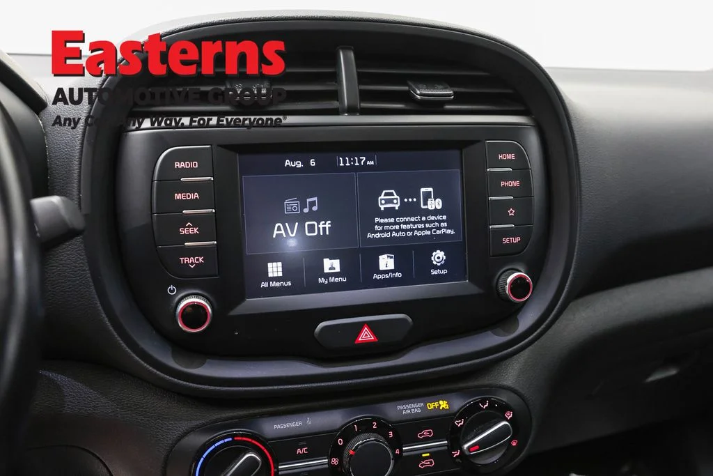 Used 2020 White Kia GT-Line image 19