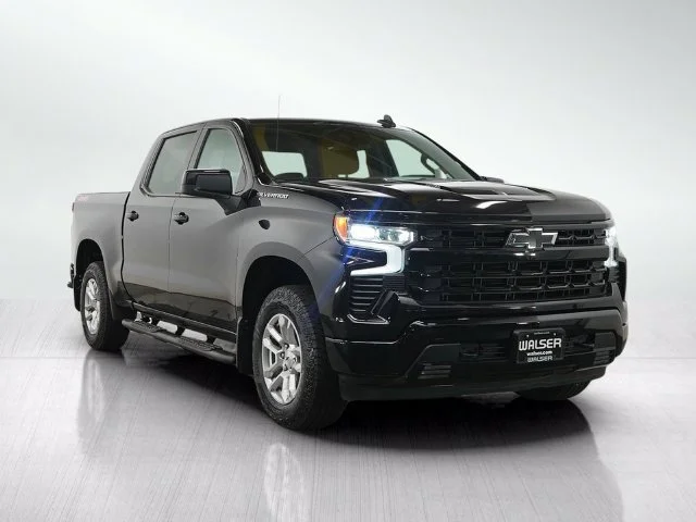 Used 2024 Black Chevrolet RST image 7